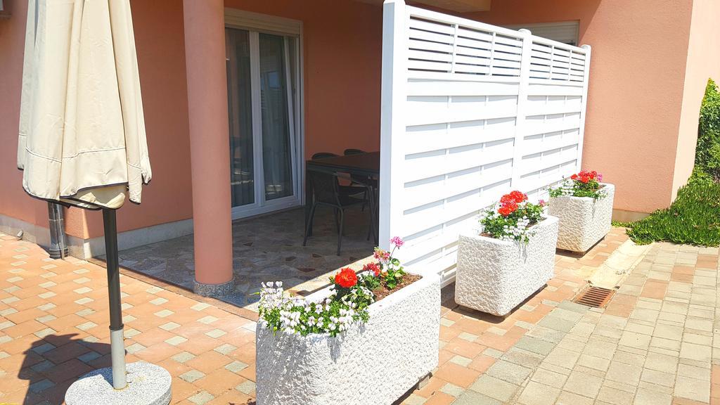Apartments Simag Banjole Exterior photo