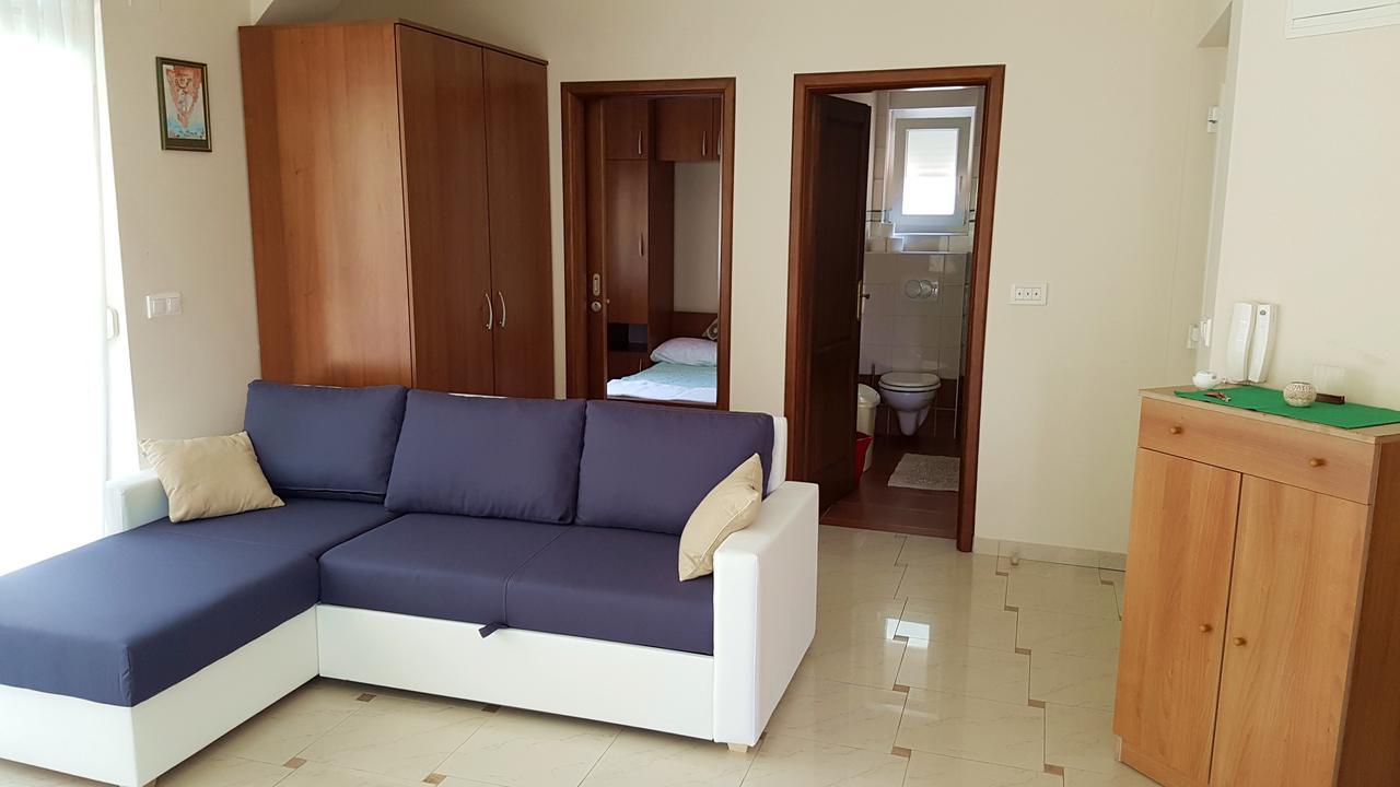 Apartments Simag Banjole Exterior photo