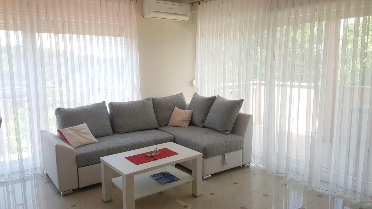 Apartments Simag Banjole Exterior photo